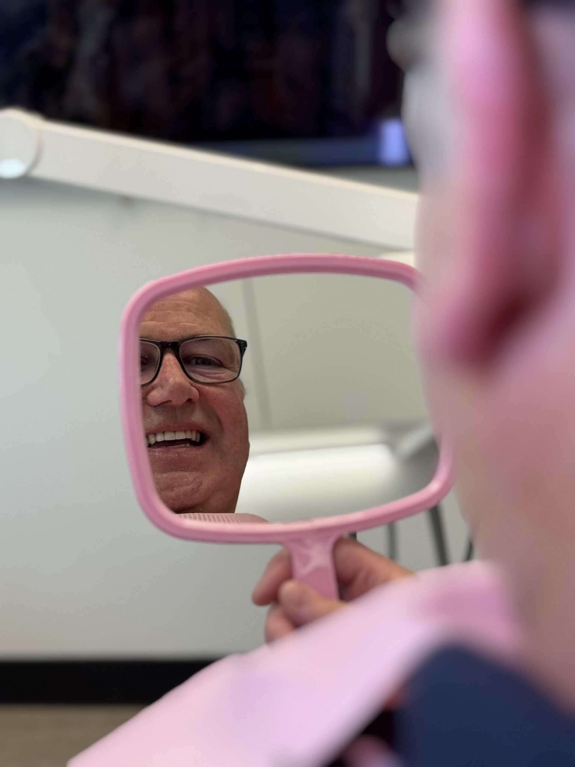 Reconstruction complète du sourire à Laval — Smile Boutik